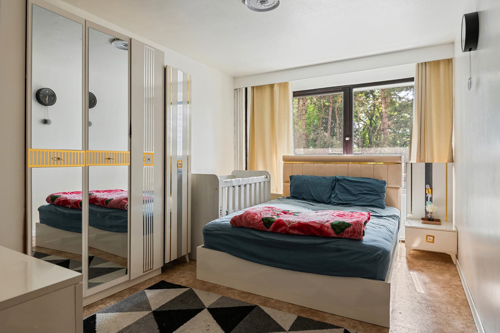 Appartement met 3 slaapkamers te koop in Deurne!