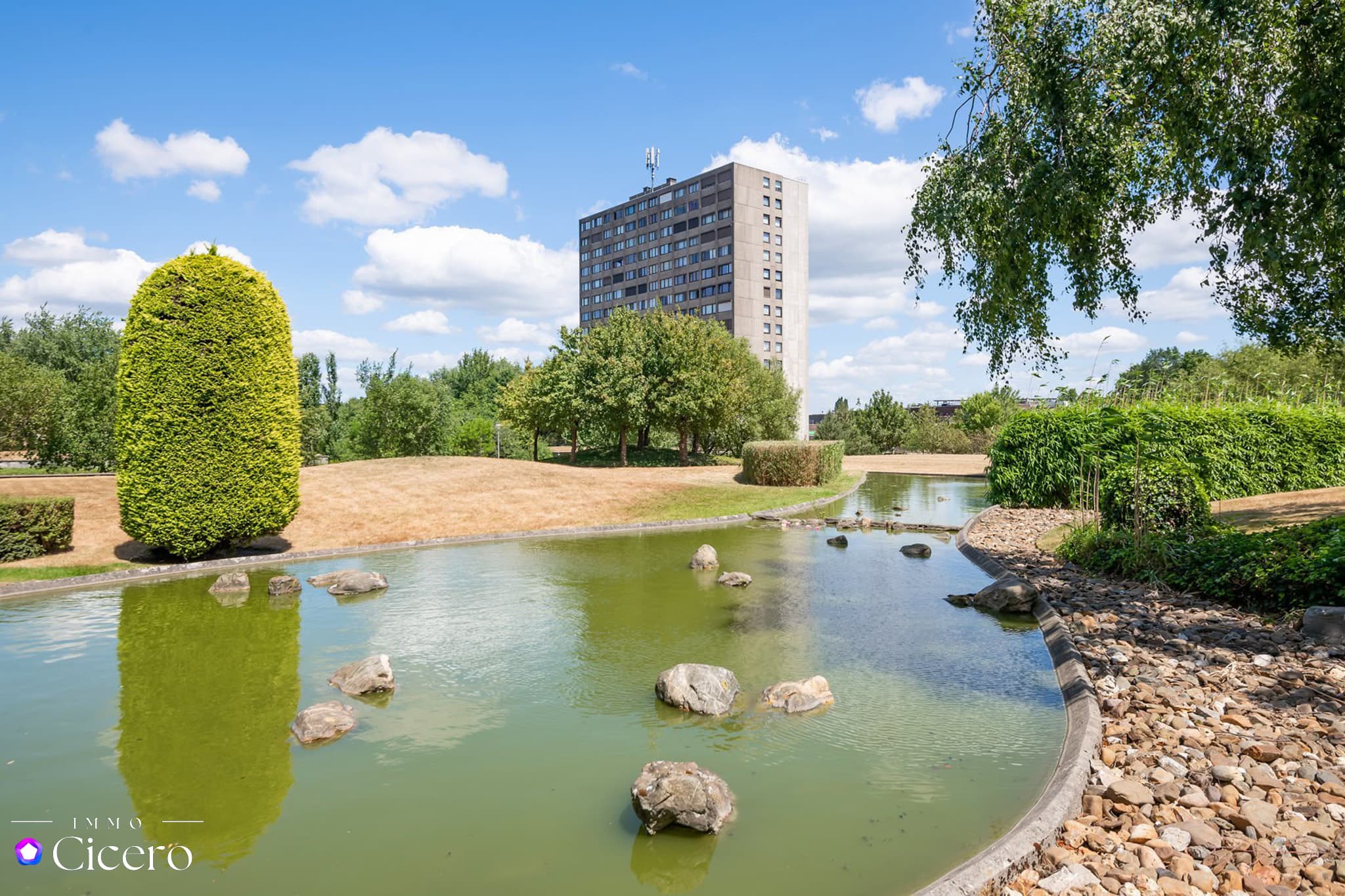Appartement met 3 slaapkamers te koop in Deurne!