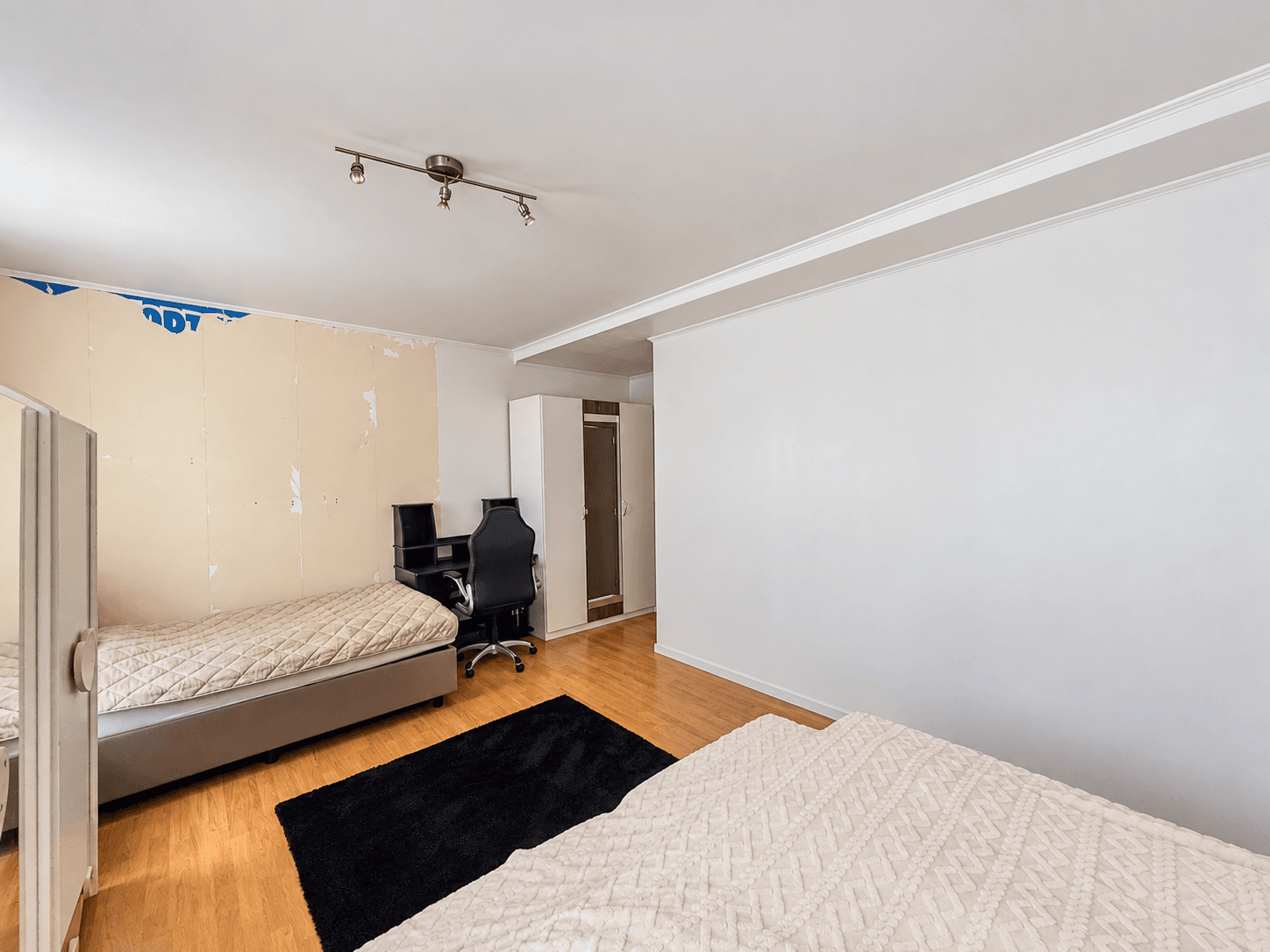Huis te koop met 4 slaapkamers te Deurne!