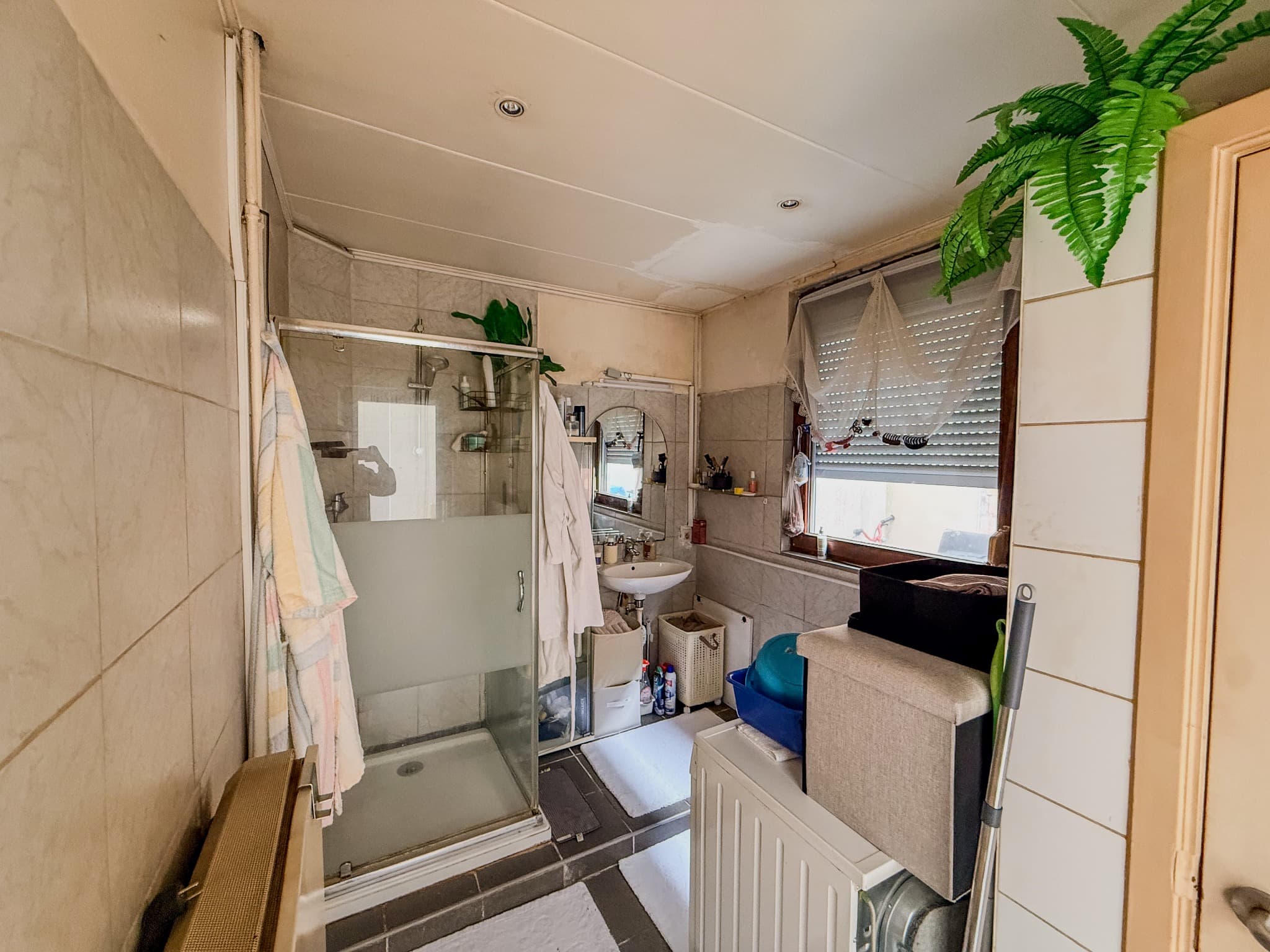 Huis te koop met 4 slaapkamers te Deurne!