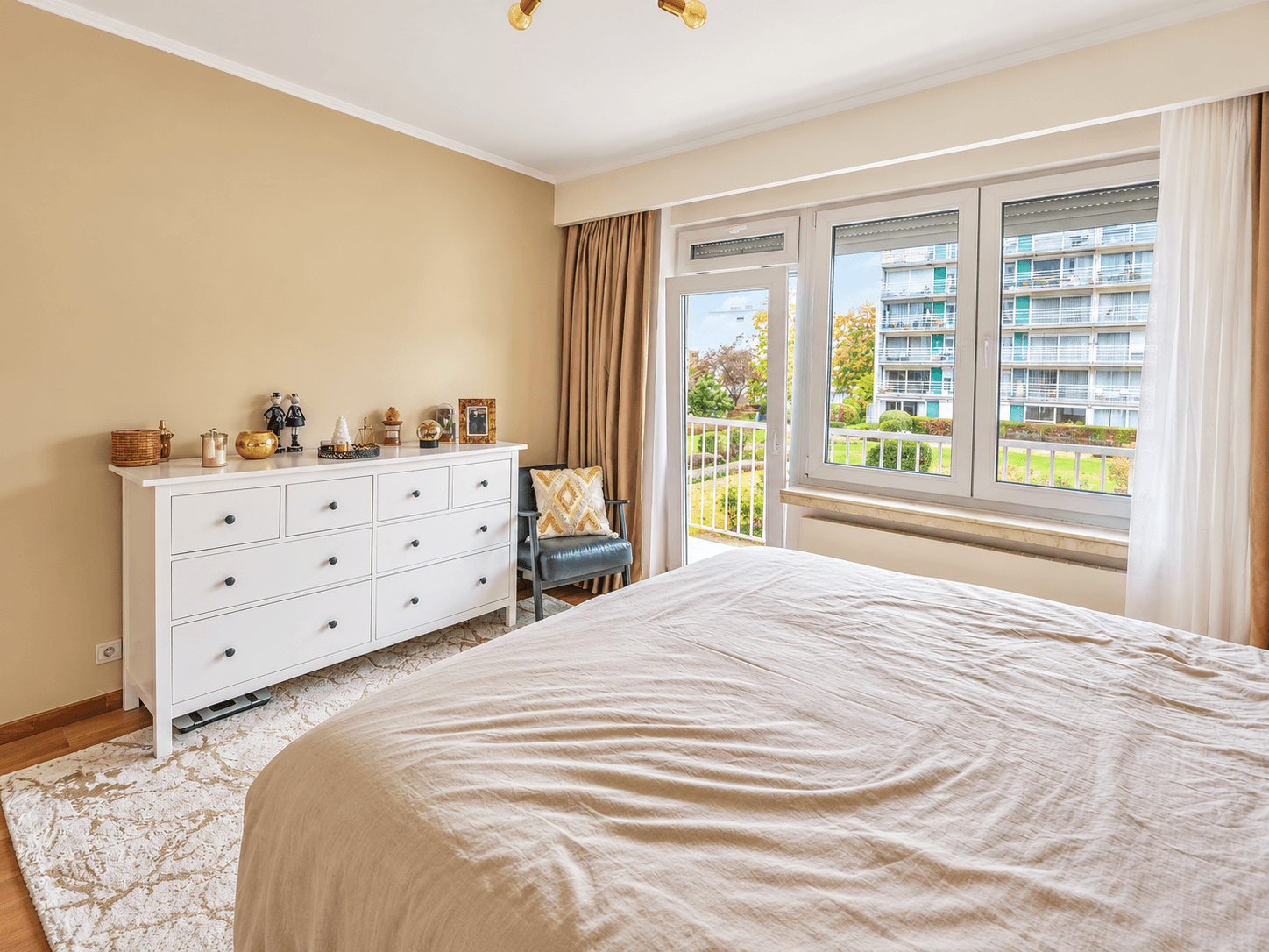 Volledig gerenoveerd 3-slaapkamerappartement met 2 terrassen in Borgerhout!