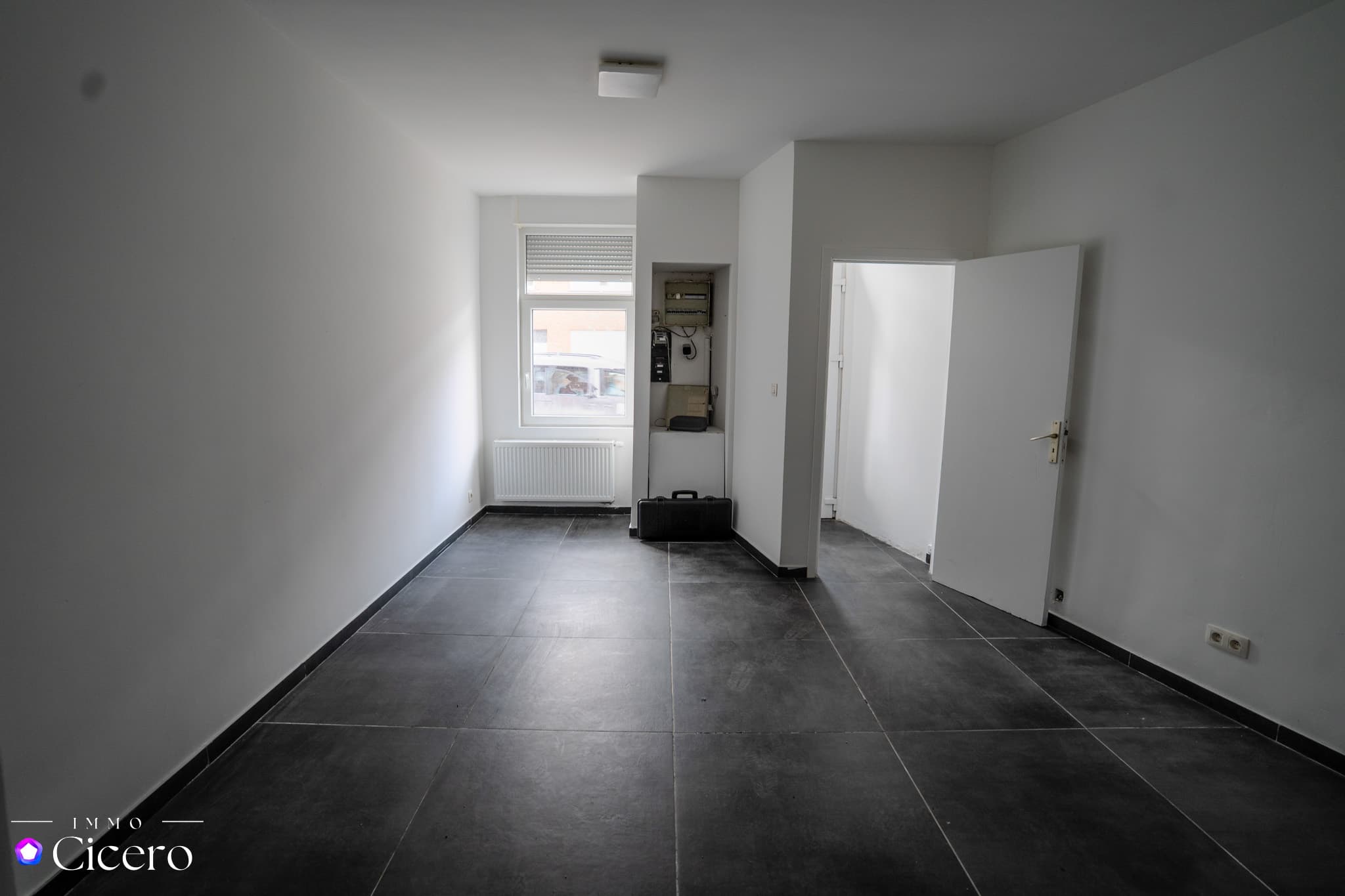Woning met 4 slaapkamers, koer en garage te koop in Mechelen!