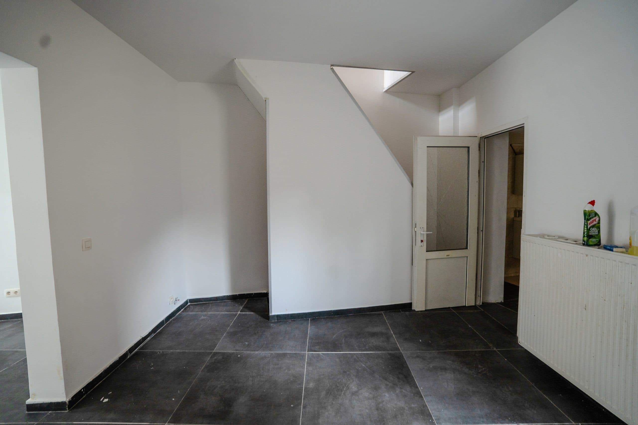 Woning met 4 slaapkamers, koer en garage te koop in Mechelen!