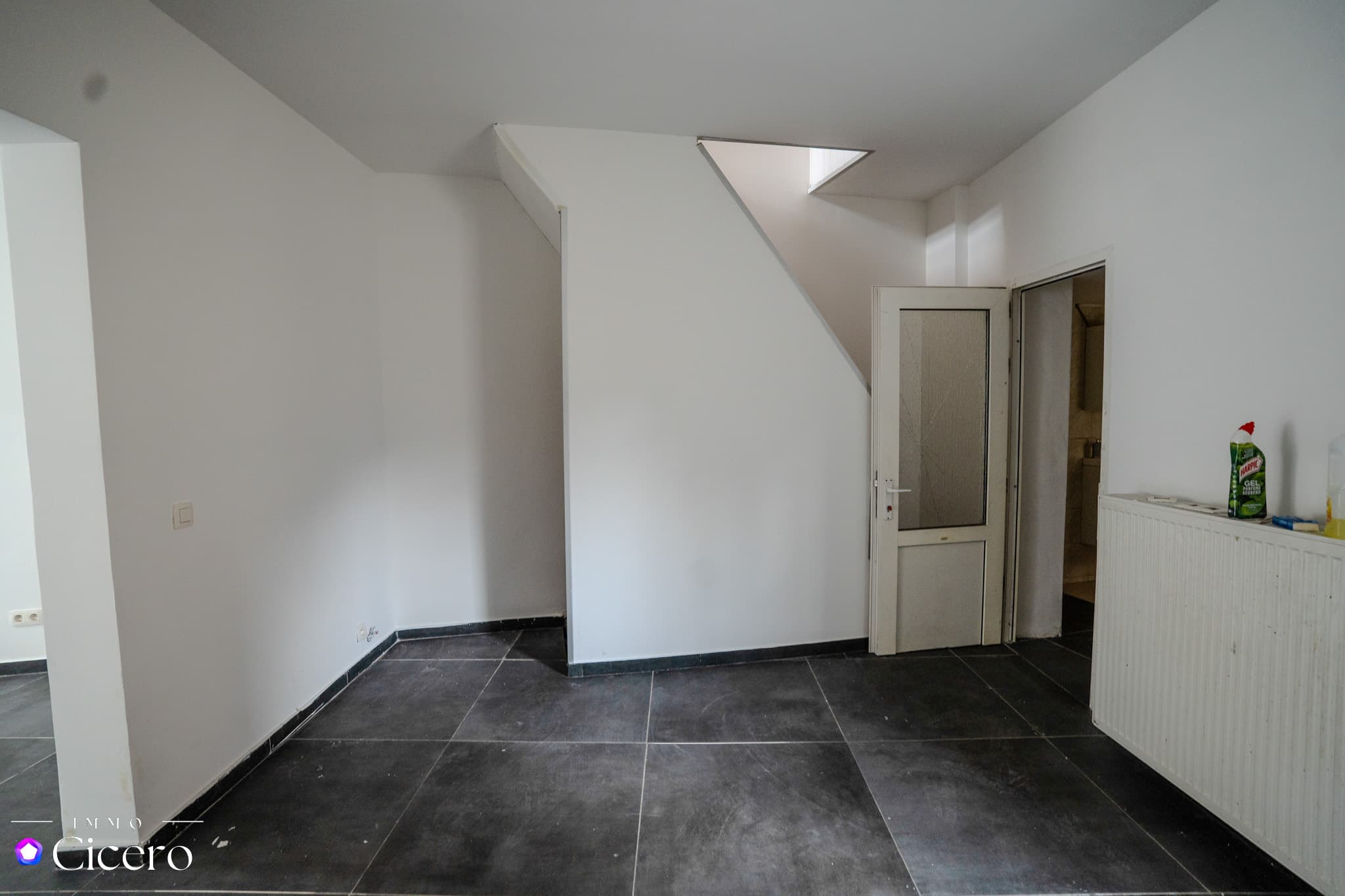 Woning met 4 slaapkamers, koer en garage te koop in Mechelen!