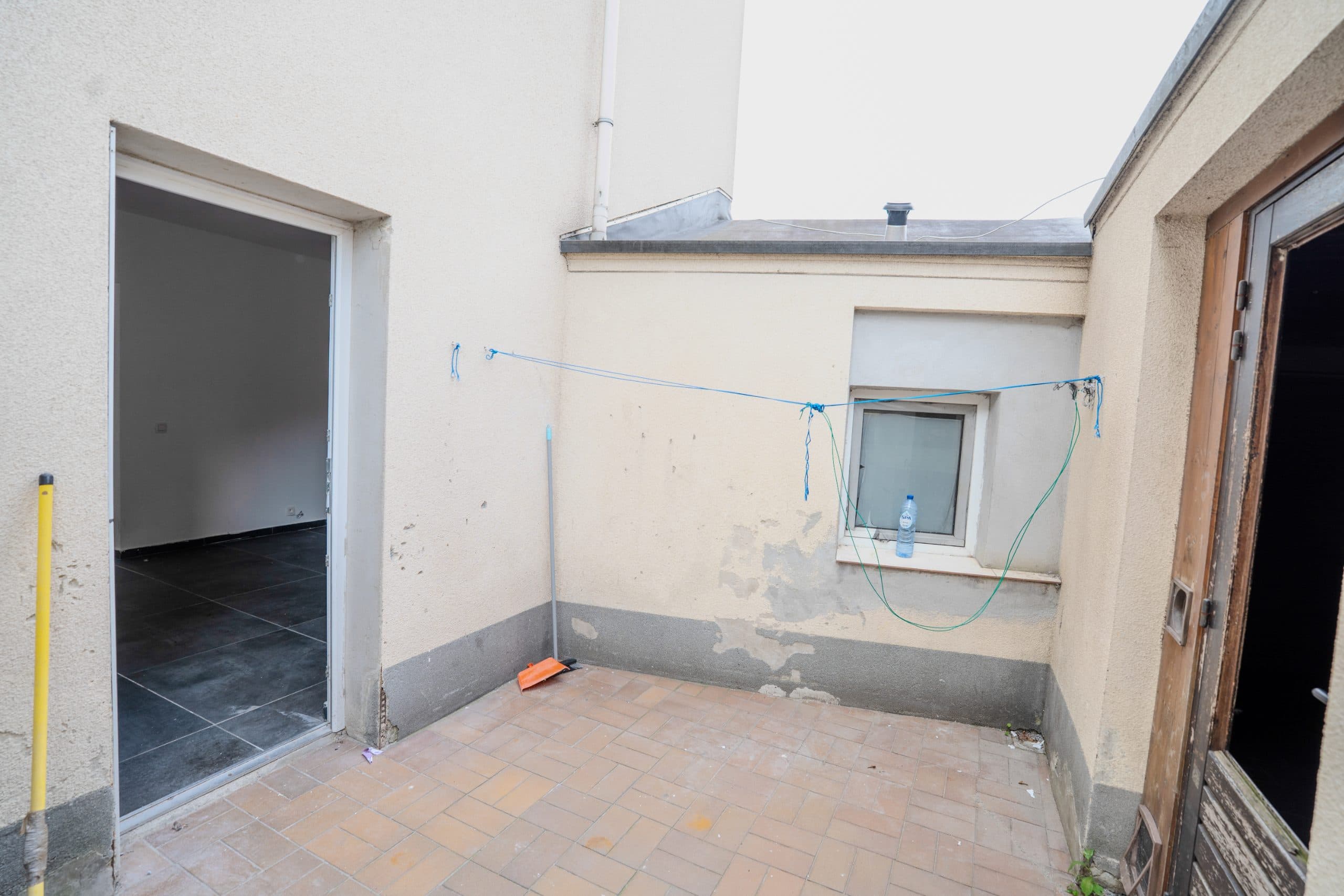 Woning met 4 slaapkamers, koer en garage te koop in Mechelen!