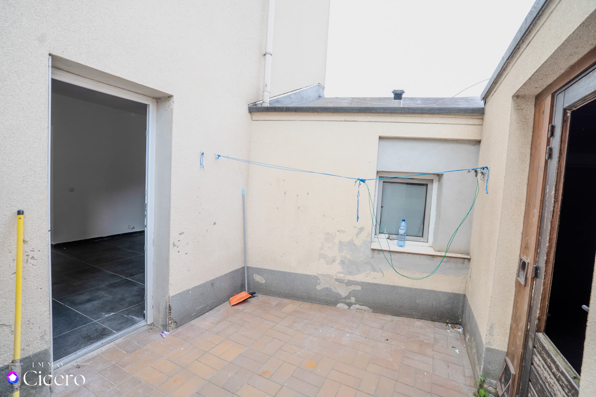 Woning met 4 slaapkamers, koer en garage te koop in Mechelen!