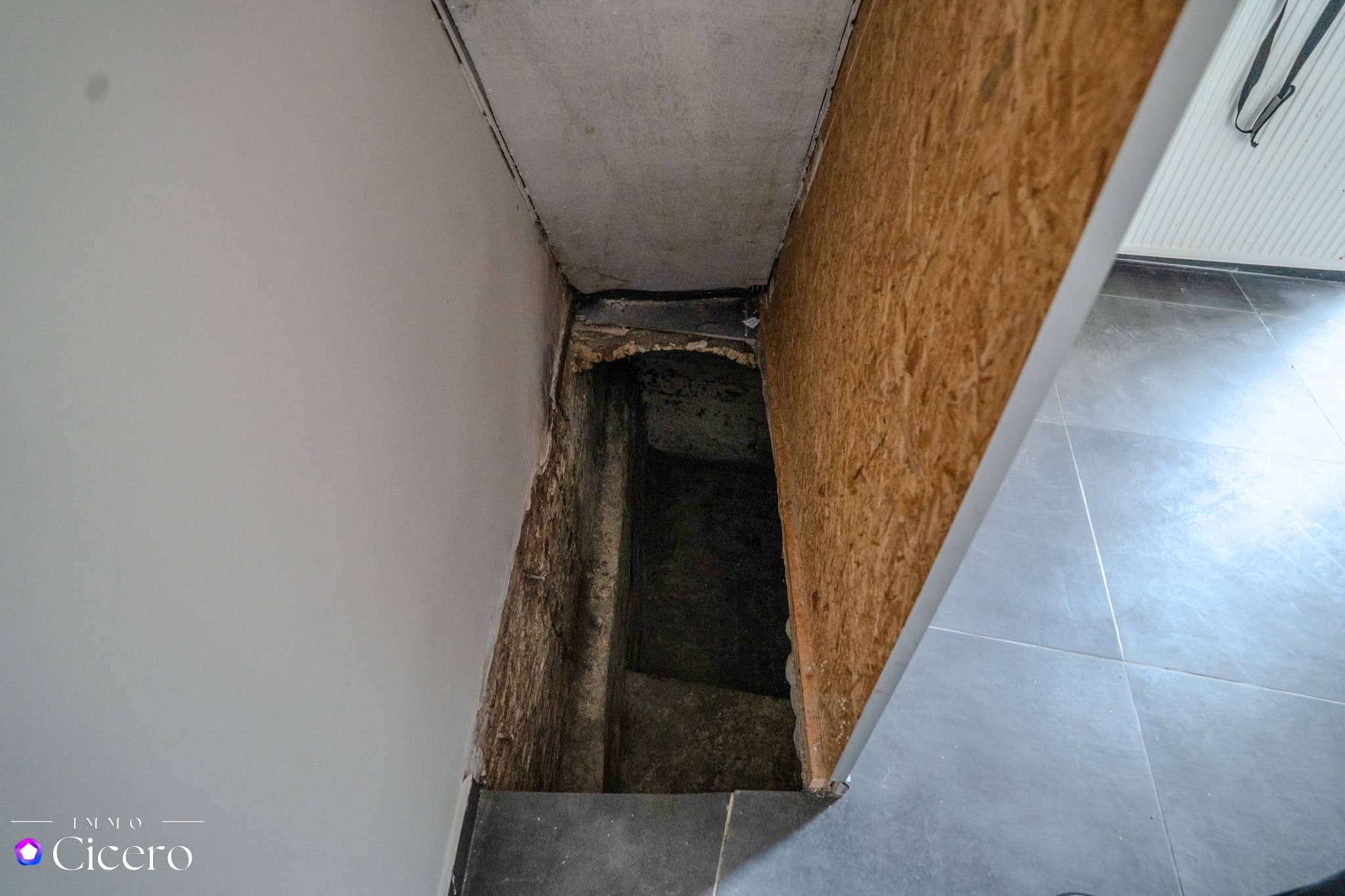 Woning met 4 slaapkamers, koer en garage te koop in Mechelen!