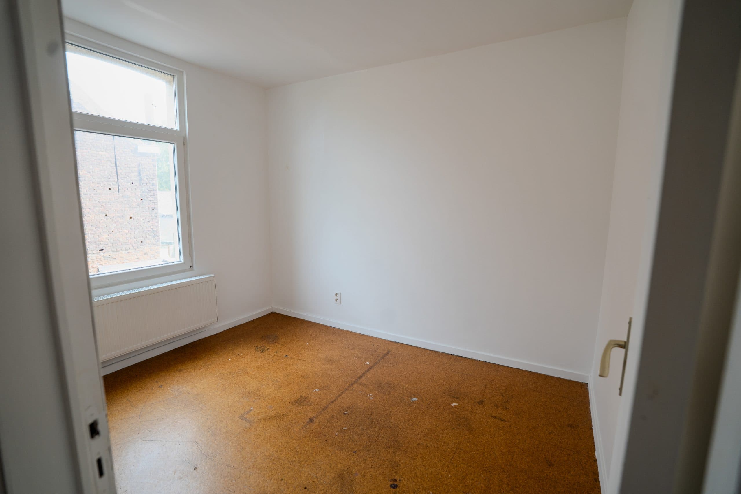 Woning met 4 slaapkamers, koer en garage te koop in Mechelen!