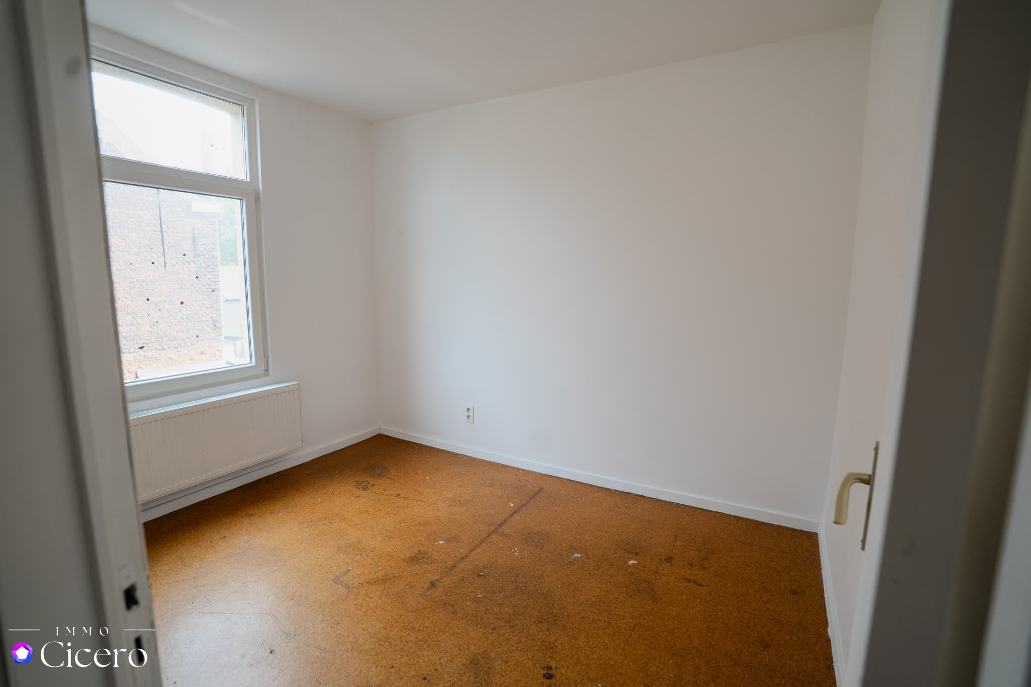Woning met 4 slaapkamers, koer en garage te koop in Mechelen!