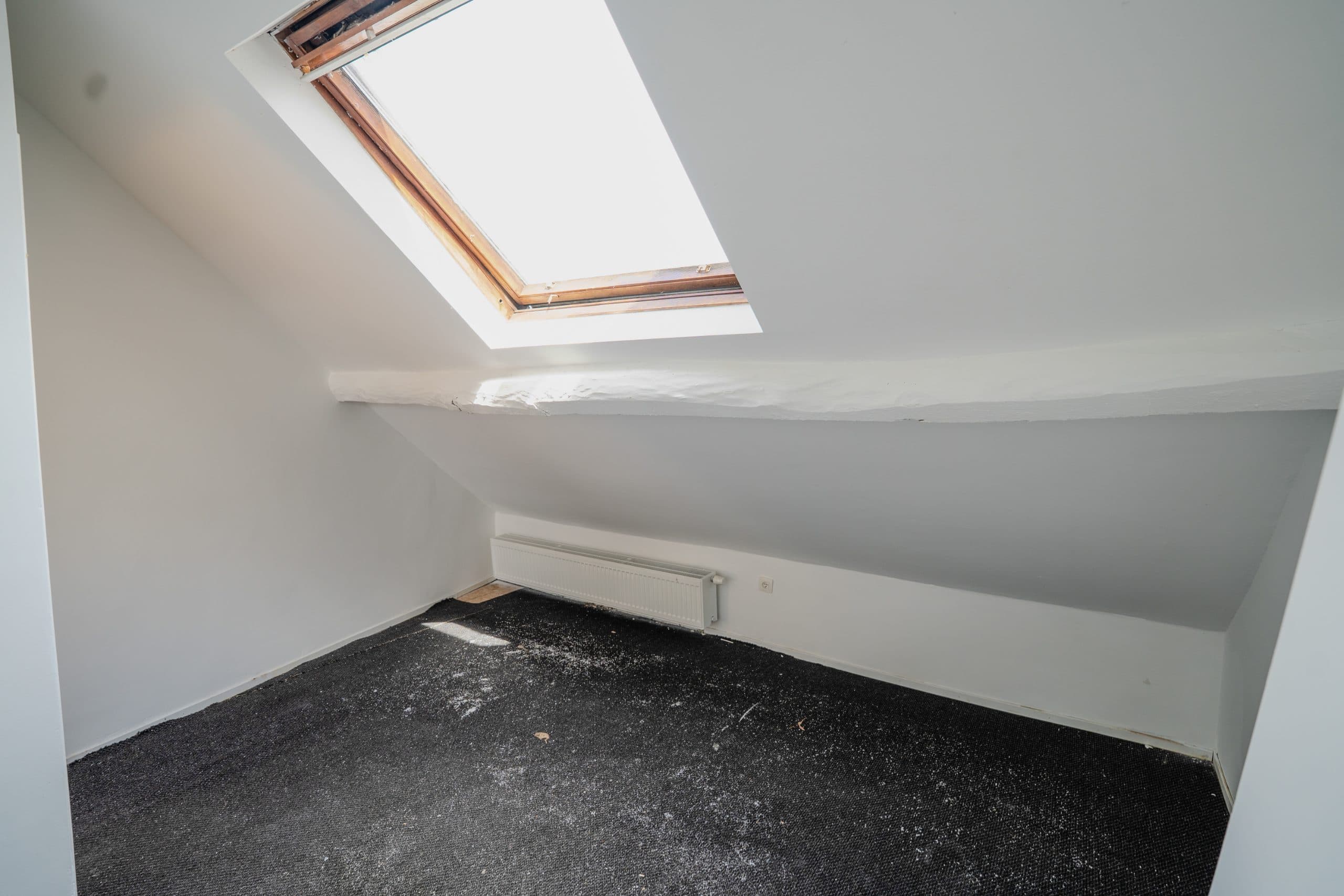 Woning met 4 slaapkamers, koer en garage te koop in Mechelen!