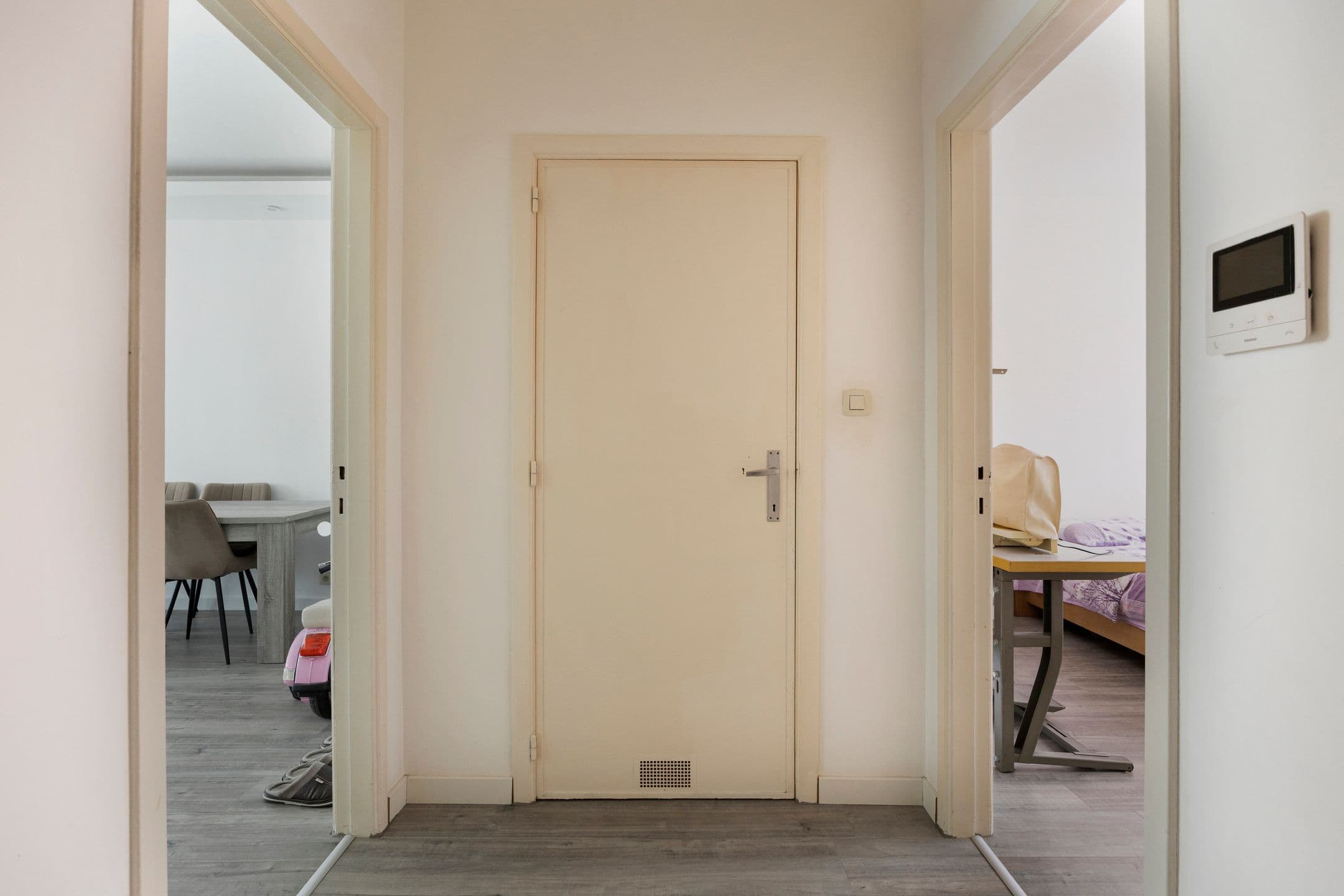 Instapklaar gelijkvloers appartement met koer!